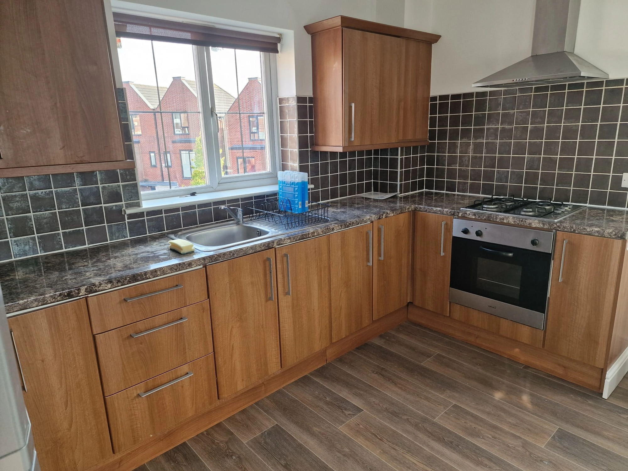 Modern 3 bed apt - Flat 8, Bawas place - Alfreton Road - Image 1